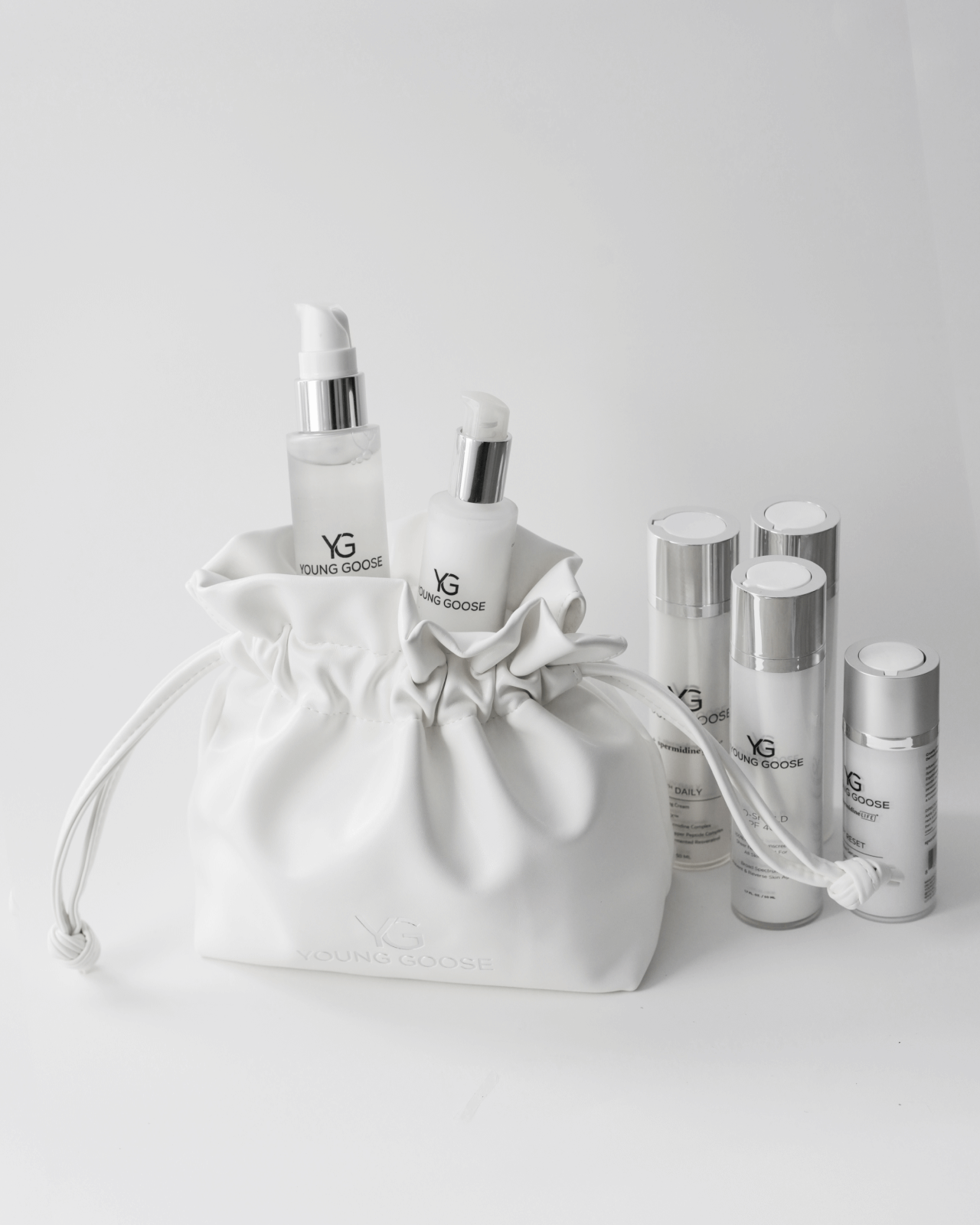 THE VALENTINE'S SIGNATURE SET